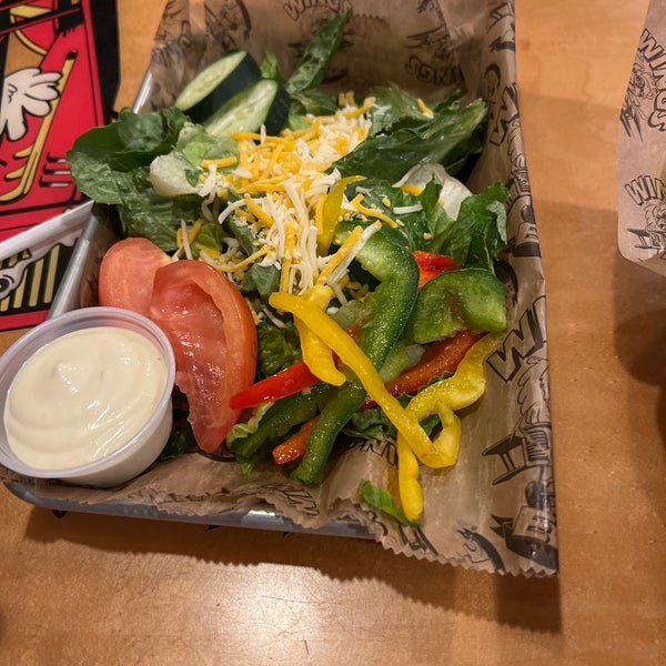 Wings Etc. Bar in Shelby