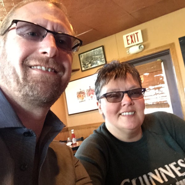 Potter's Field Restaurant & Pub 425 Potters Rd