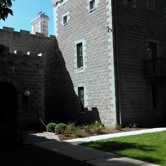 Photo taken at Ravenwood Castle by Sue R. on 8/31/2013