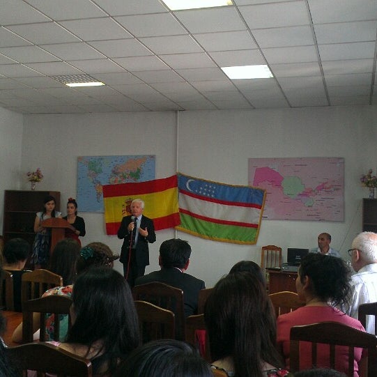 рудн институт выпускники. факультет на испанском. факультет испанского и английского языка. учебник испанского языка самоучитель. учебник по испанскому языку для детей.