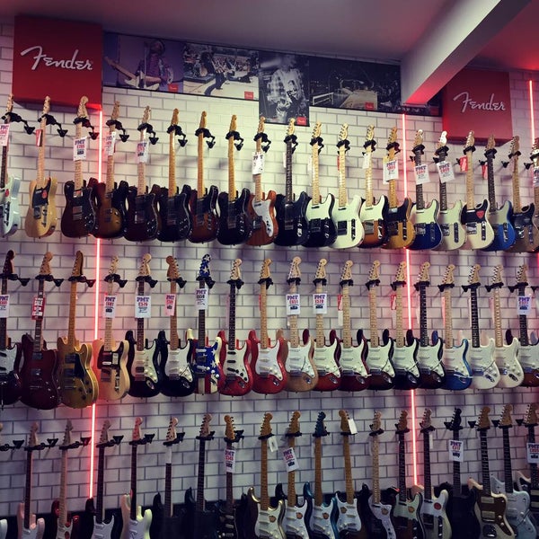 PMT Cardiff Old Brewery Quarter 5254 St Mary Street