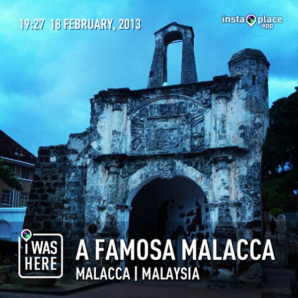 Porta De Santiago (A Famosa Fortress) - Historic Site in Melaka Town