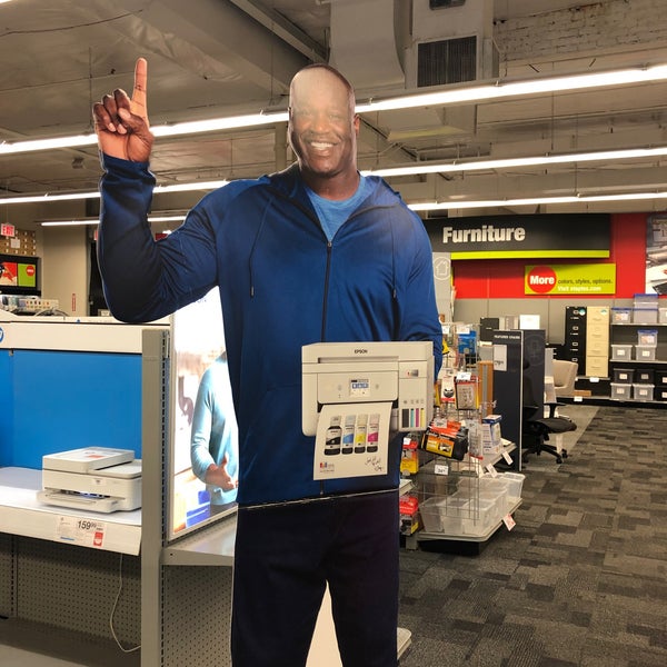 Staples Office Supply Store in Levittown