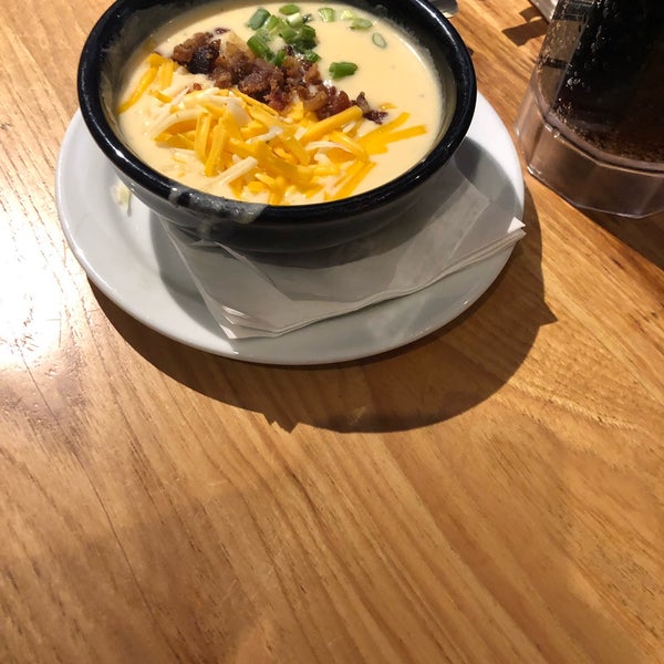 Photo taken at Chili&#39;s Grill &amp; Bar by Ed on 1/16/2019