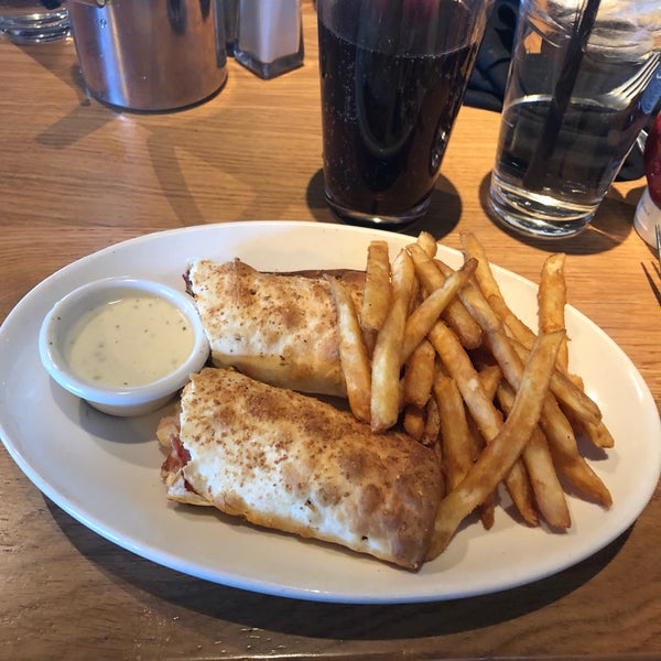 Photo taken at BJ&#39;s Restaurant &amp; Brewhouse by Ed on 12/7/2018