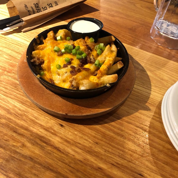 Photo taken at Chili&#39;s Grill &amp; Bar by Ed on 1/16/2019