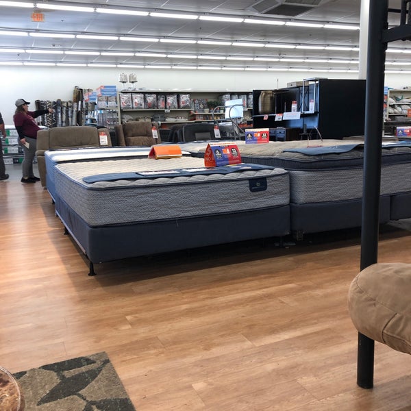 Big Lots Big Box Store in Hicksville