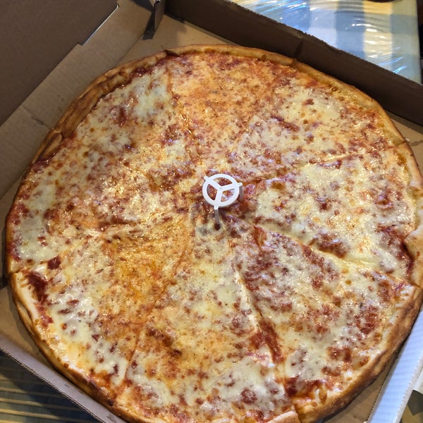 Foto tirada no(a) Gaby&#39;s Pizza por Ed em 9/7/2021