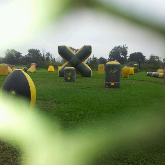 Photo taken at PeruPaintball Oficial by Elias C. on 9/22/2012