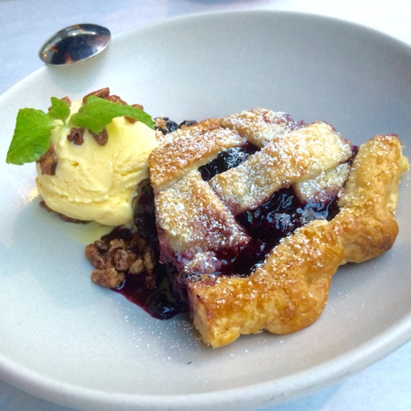 Do you have room for dessert? If their stellar blueberry pie is available, give it a try. Don't worry about the calories; it's loaded with antioxidants.