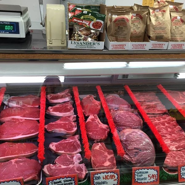 Photo taken at Don&#39;s Meat Market by Don&#39;s Meat Market on 5/10/2016