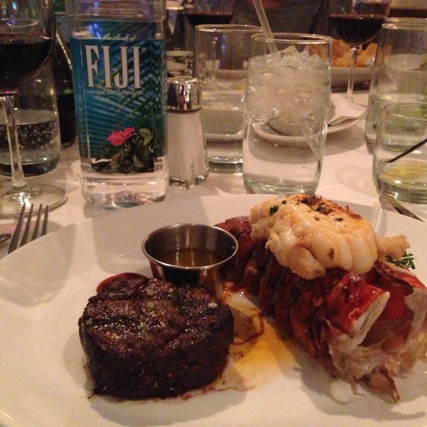 Photo taken at Emeril&#39;s Chop House by Patricia H. on 11/25/2014