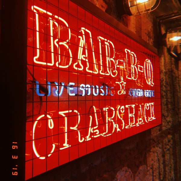 Foto tirada no(a) Big Easy Bar.B.Q &amp; Crabshack por Sian em 3/16/2019
