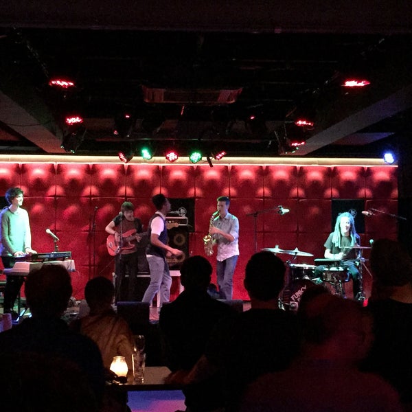 8/28/2015에 Andrew V.님이 North Sea Jazz Club에서 찍은 사진