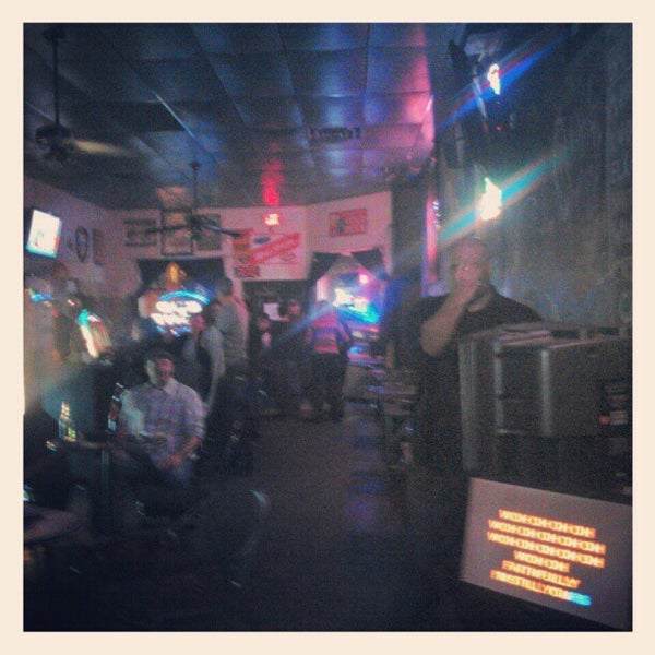 Printer's Alley Bar in Central Gardens