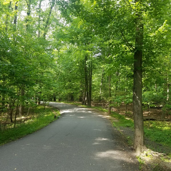 Ridgewood Park and Ride 3 tips from 562 visitors