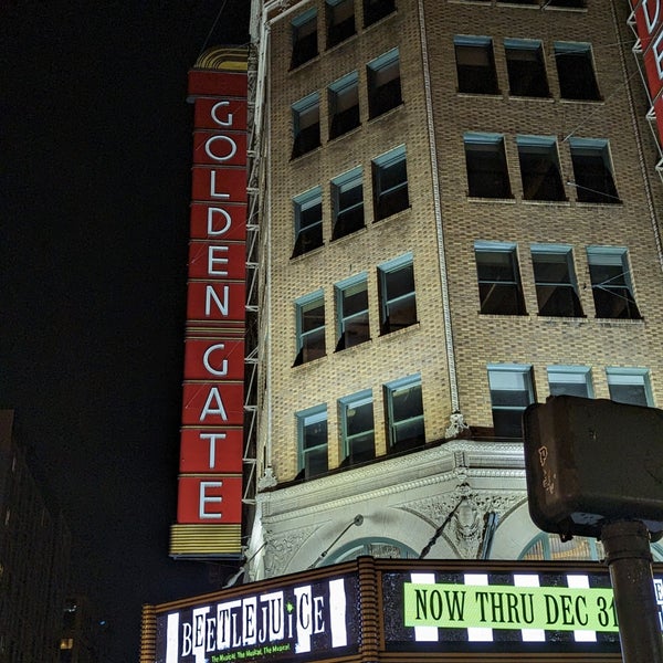 Foto tirada no(a) Golden Gate Theatre por Glory B. em 12/31/2022