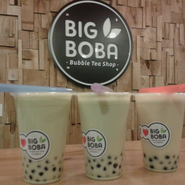 รูปภาพถ่ายที่ Big Boba Bubble Tea Shop โดย cindy u. เมื่อ 10/4/2013