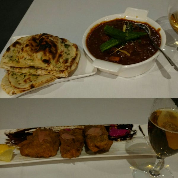 Order Indian desi food. Nothing fancy. I had ordered Amritsari-Machhli in starter and Mutton Curry in the main with Garlic Naan. They turned out to be good. Ambience is fantastic