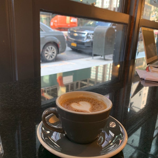 Photo prise au Ninth Street Espresso par Paul N. le9/23/2019