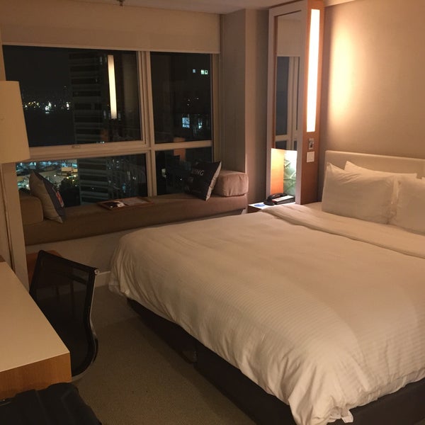 Снимок сделан в Hotel Jen Hong Kong пользователем Stephanie J. 8/28/2018