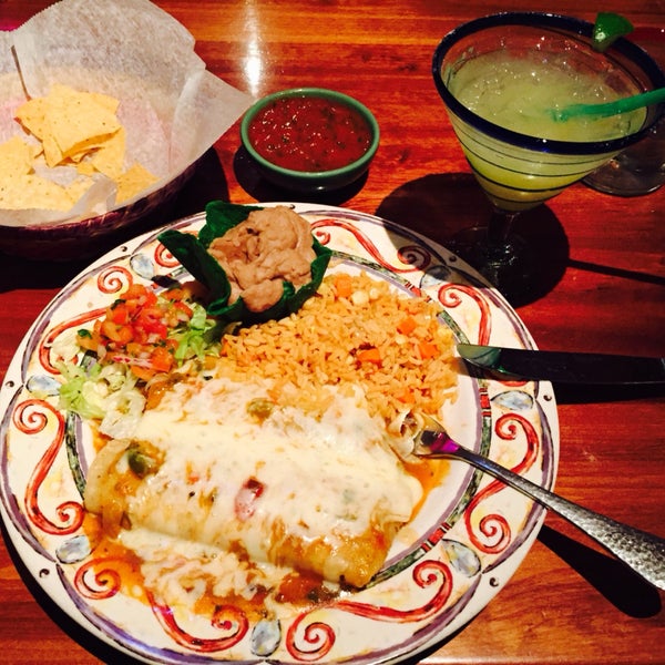 Chili Relleno is legendary. Pair with a blended margarita. 😋