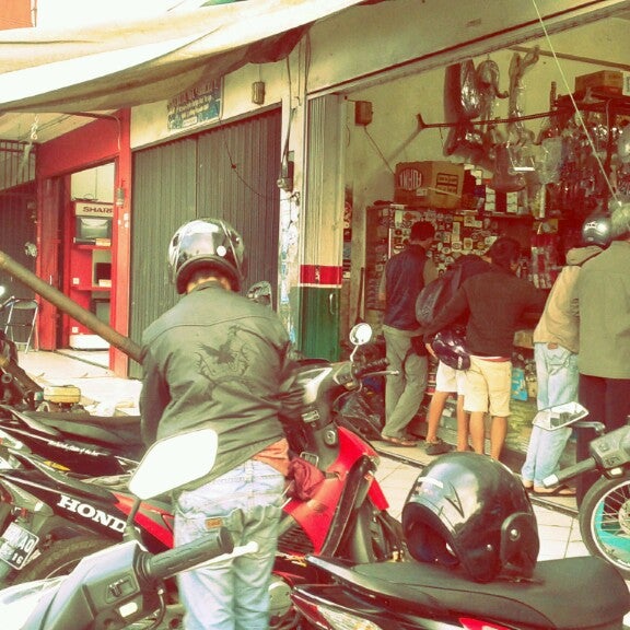 STAR MOTOR (Sparepart & Aksesoris Motor) Bogor - Tienda de bicicletas en  Bogor