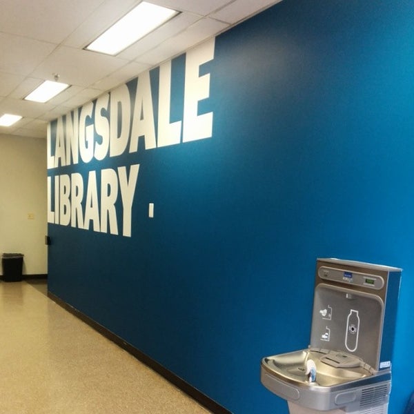 Photo prise au Langsdale Library par Donald B. le7/31/2014