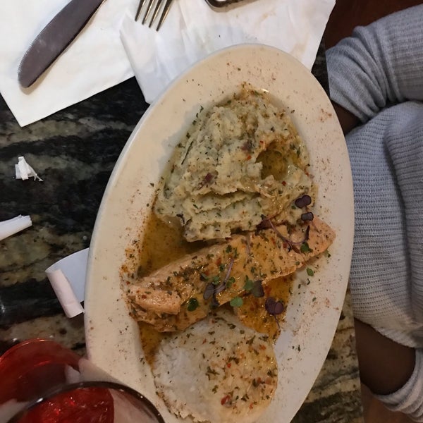 Photos at Jordan Johnson's Gourmet Seafood Oxford Circle Castor