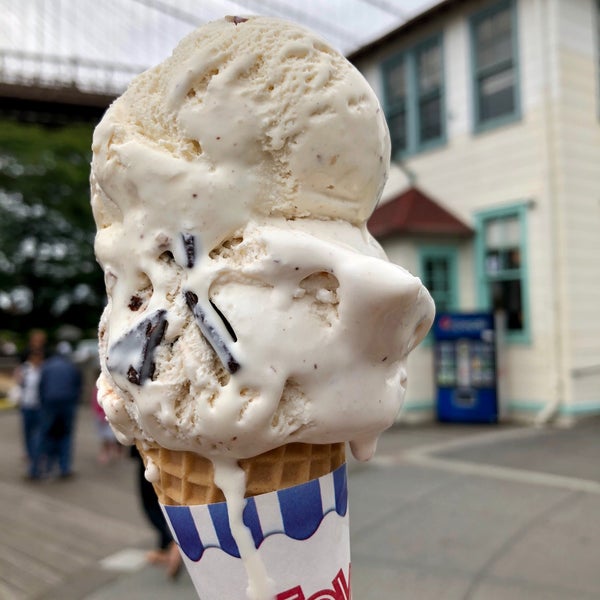 9/8/2018 tarihinde Jonghyun C.ziyaretçi tarafından Brooklyn Ice Cream Factory'de çekilen fotoğraf