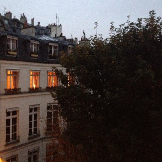 รูปภาพถ่ายที่ Hôtel Le BelleChasse โดย Dmitry P. เมื่อ 10/8/2012