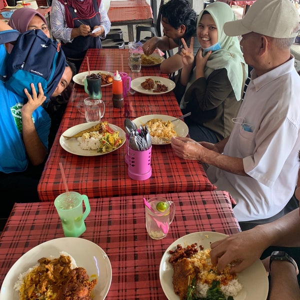 makan tengah hari taiping Stewart Langdon