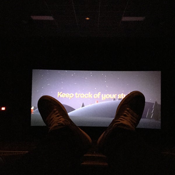 Photos at AMC Loews Woodridge 18 10000 Woodward Ave