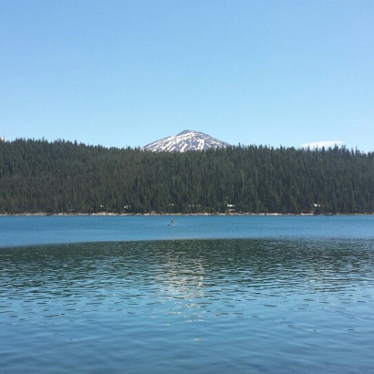 Photo taken at Elk Lake Resort and Marina by Liza on 7/4/2014
