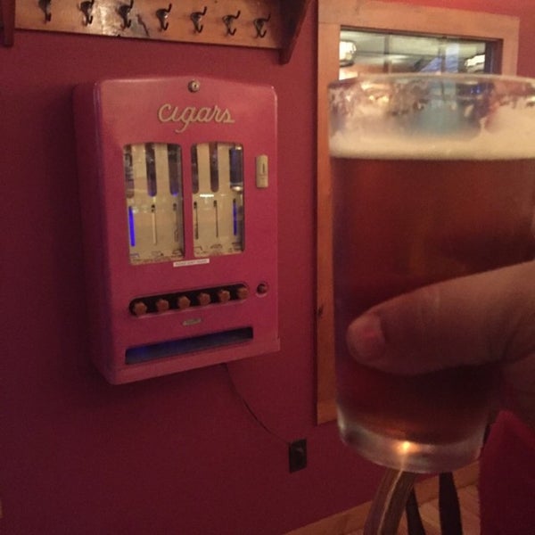 Powder Hounds (Now Closed) American Restaurant