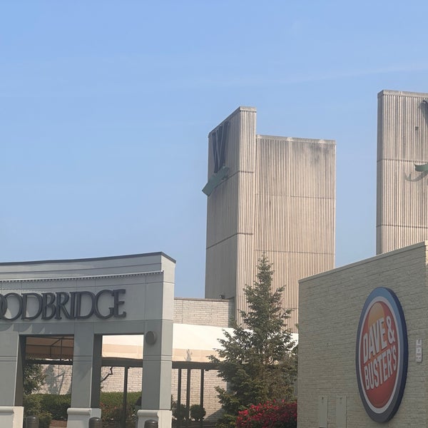 Woodbridge Center Mall Woodbridge, NJ