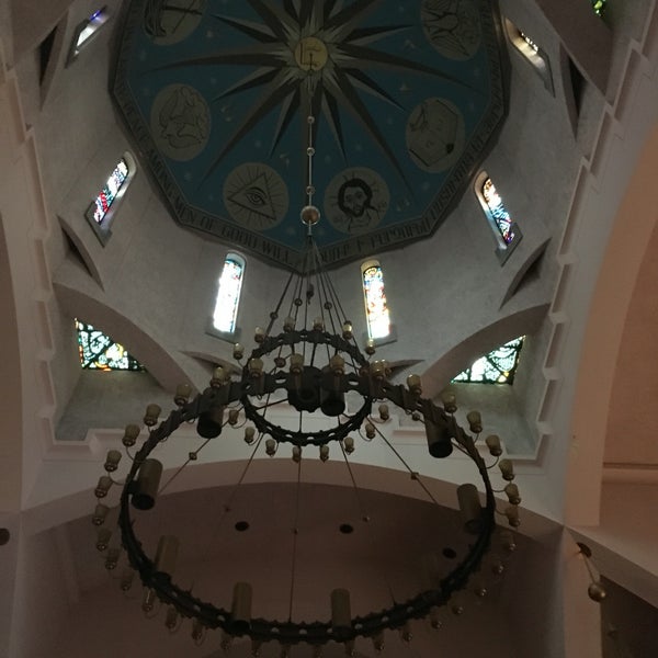Foto diambil di St. Vartan Armenian Cathedral oleh Hany Y. pada 5/4/2016
