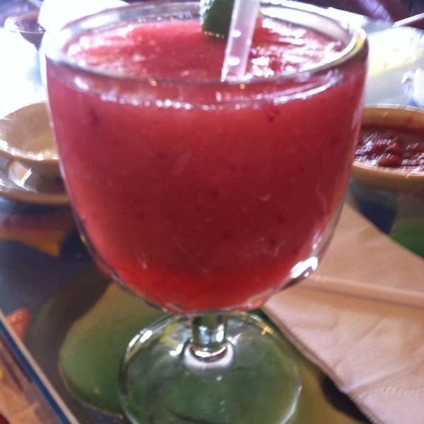 3/8/2014にBrookelyn S.がLa Hacienda Mexican Restaurantで撮った写真