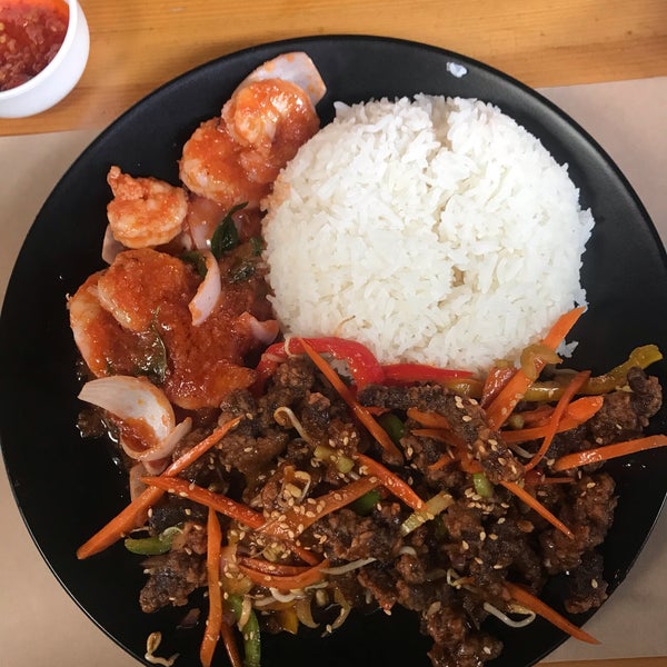 Beef Szechuan, shrimp sambal, beef satay 👍
