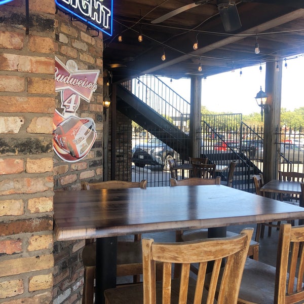 Cujo's Sports Bar & Grill 17 tips