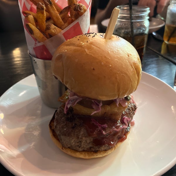 Mussel & Burger Bar Burger Joint in Louisville