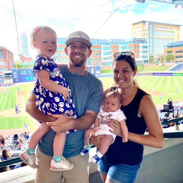 Foto tirada no(a) Durham Bulls Athletic Park por Natalie L. em 6/6/2022