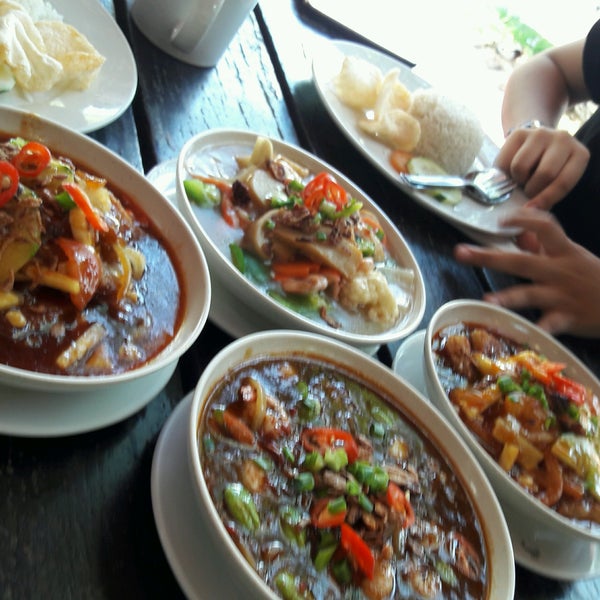 Kedai Kopi Taman Rekreasi Indah Tasik Shah Alam Persiaran Masjid Seksyen 14 Shah Alam