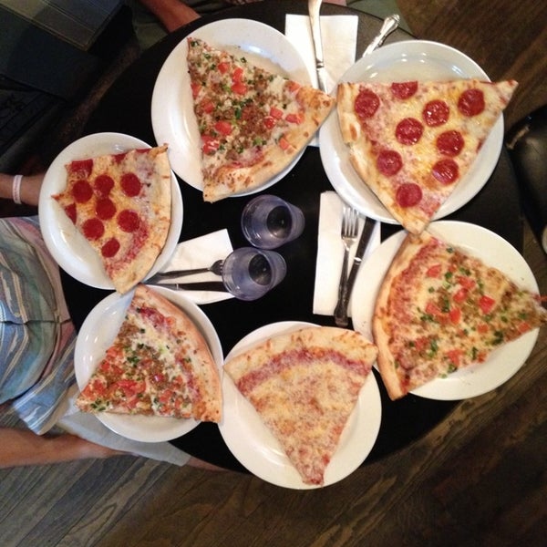 6/14/2013にZezinho C.がZa Pizzaで撮った写真