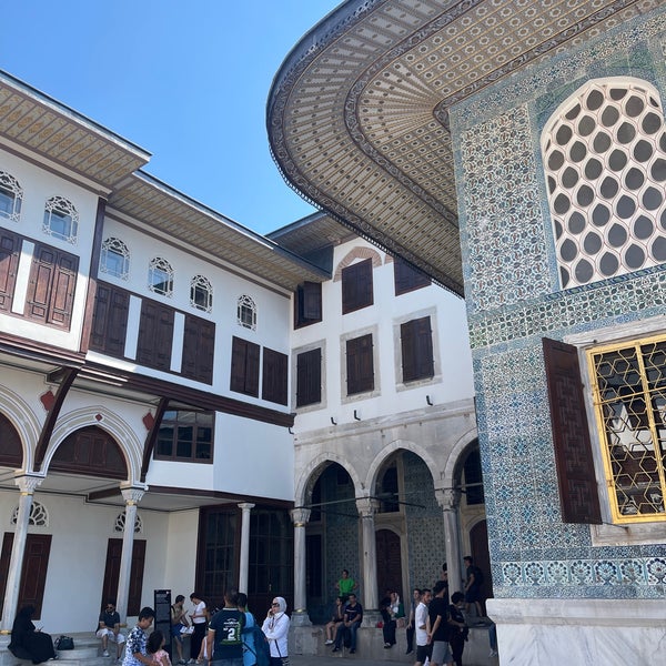 8/19/2022 tarihinde Enes Y.ziyaretçi tarafından Topkapı Sarayı Harem Dairesi'de çekilen fotoğraf