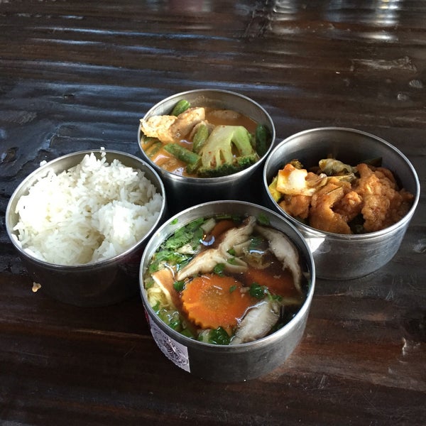 The Thai Lunch Box was perfect for lunch!