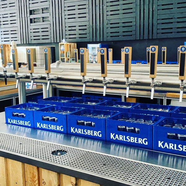 รูปภาพถ่ายที่ Karlsberg Brauerei โดย Andre M. เมื่อ 10/11/2021