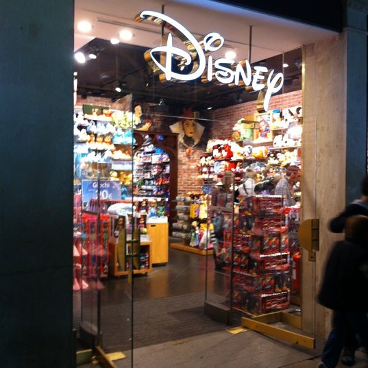 Disney Store San Marco 10 tips