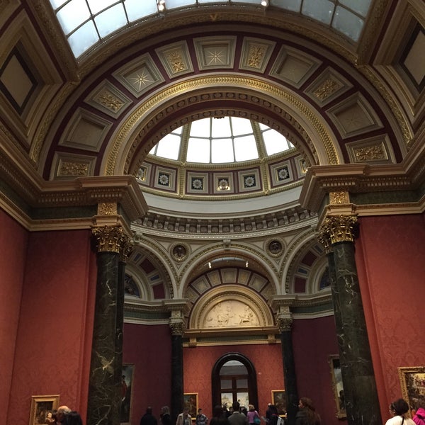 Photo taken at National Gallery by Francesca S. on 3/12/2015
