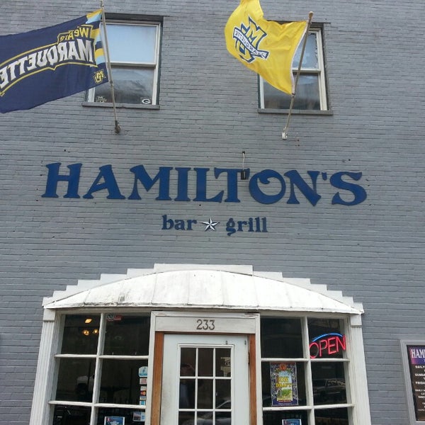 3/27/2013 tarihinde Ottoziyaretçi tarafından Hamilton&#39;s Bar &amp; Grill'de çekilen fotoğraf